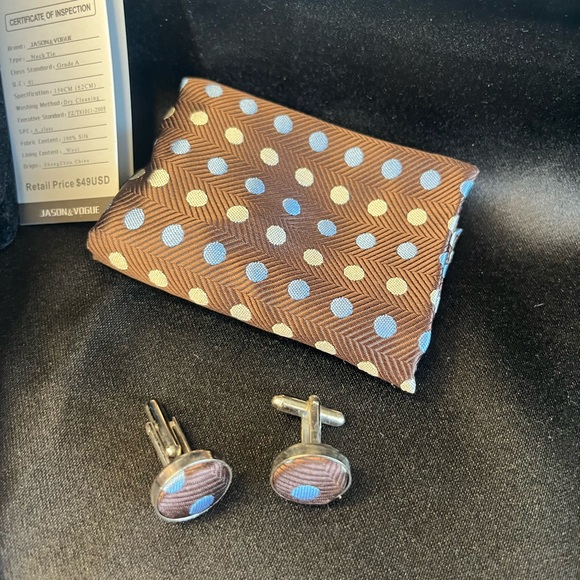 NWT- Silk Brown Polka Dot Tie Set - Picture 2 of 3